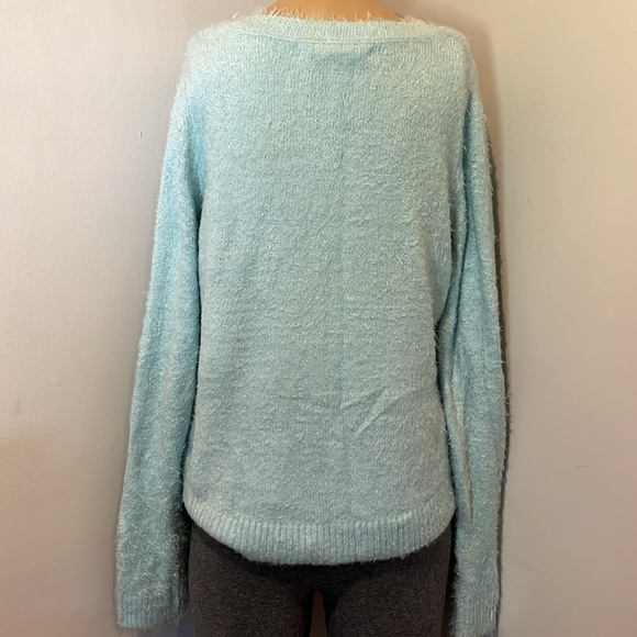 Sweater - Picture 3 of 3